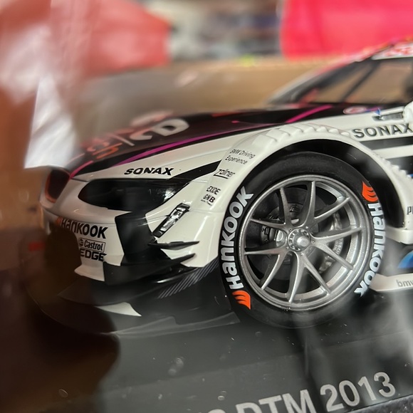 bmw m3 collectible model. 1/18 - Picture 9 of 13